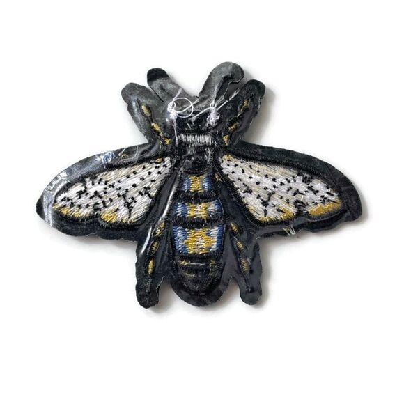 Gold Blue Bee Bug Fly Embroidered Patch - Picture 3 of 3